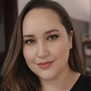 Taise Brugg Carvalho cliente do Studio7 Interiores e Arquitetura